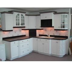 Tủ bếp chung cư đẹp gỗ sơn màu chữ L
