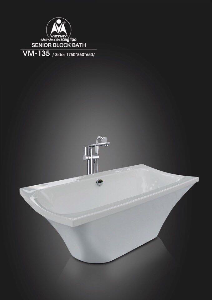 Bồn tắm độc lập Việt Mỹ VM-135